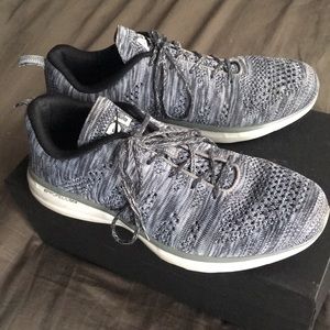 APL Techloom Pro Knit Mesh Sneakers